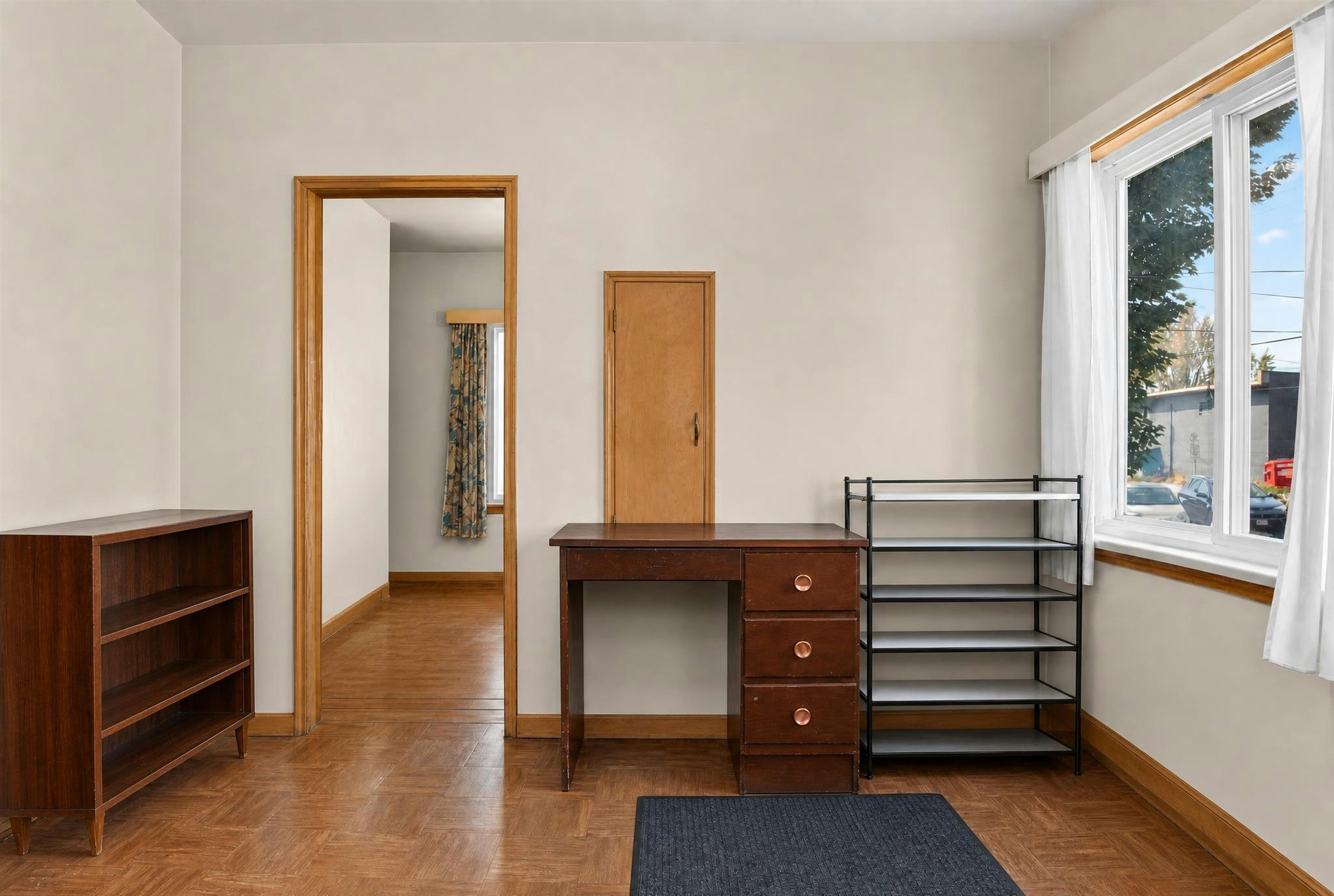4205 Pender Street, Burnaby, BC, V5C 2M4 - 16