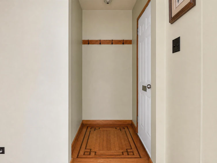 4205 Pender Street, Burnaby, BC, V5C 2M4 - 15