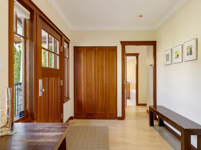 141 E Windsor Road - 3