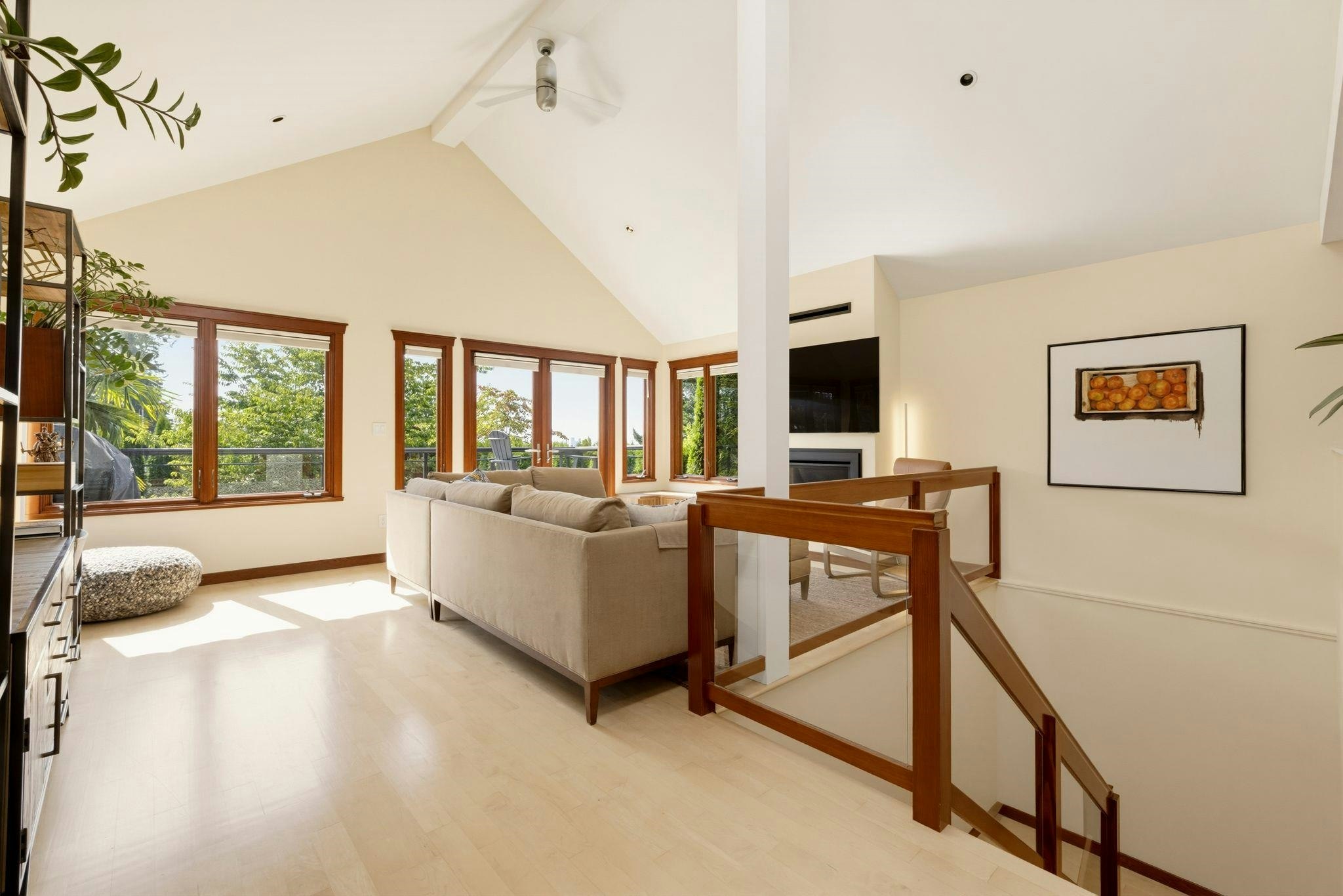141 E Windsor Road - 4