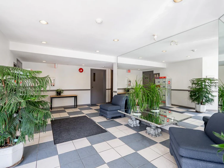 #212-4758 53 Street, Delta, BC, V4K 2Z1