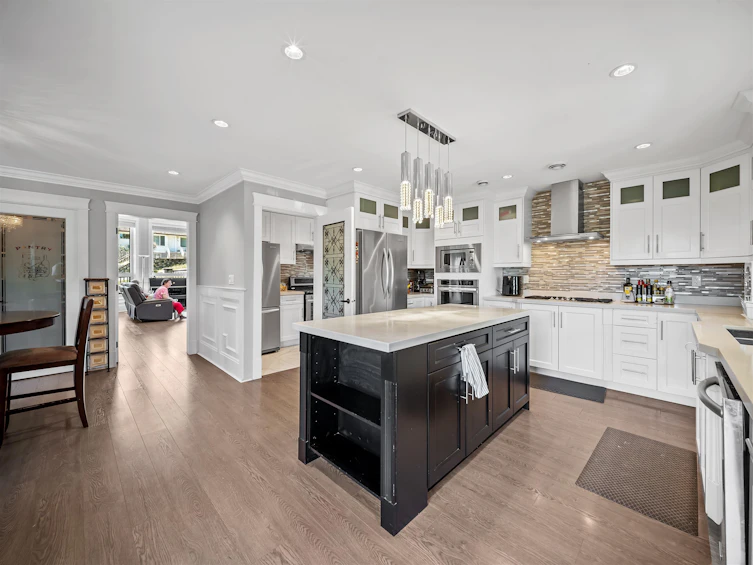 7626 Hedley Avenue, Burnaby, BC, V5E 2R3 - 14