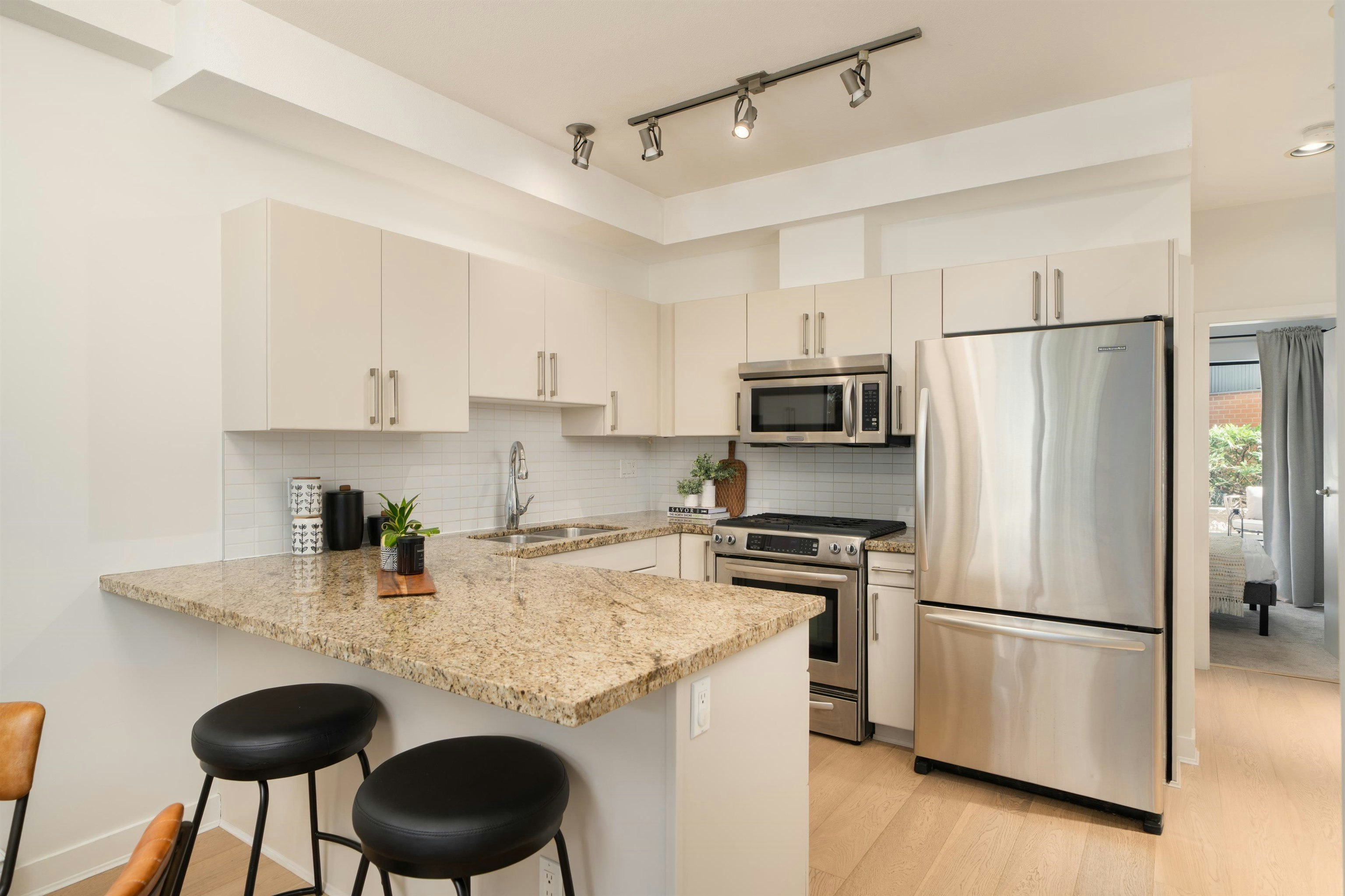 1835 Stainsbury Avenue, Vancouver, BC, V5N 2M6 - 8