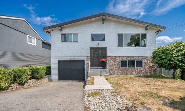 1130 Maple Street