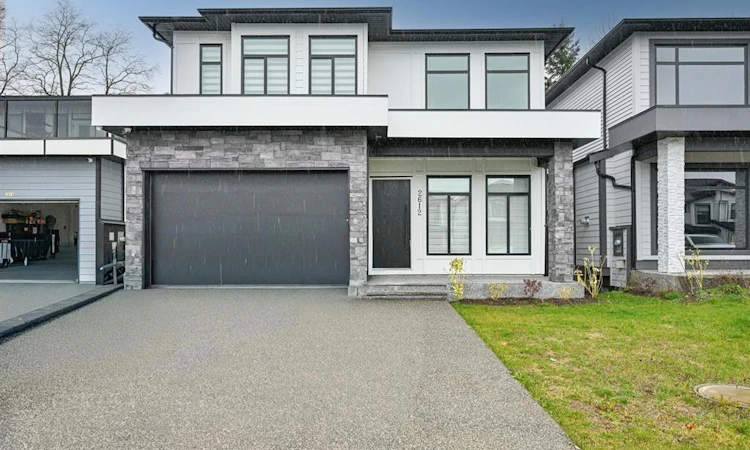 2612 Terminal Court