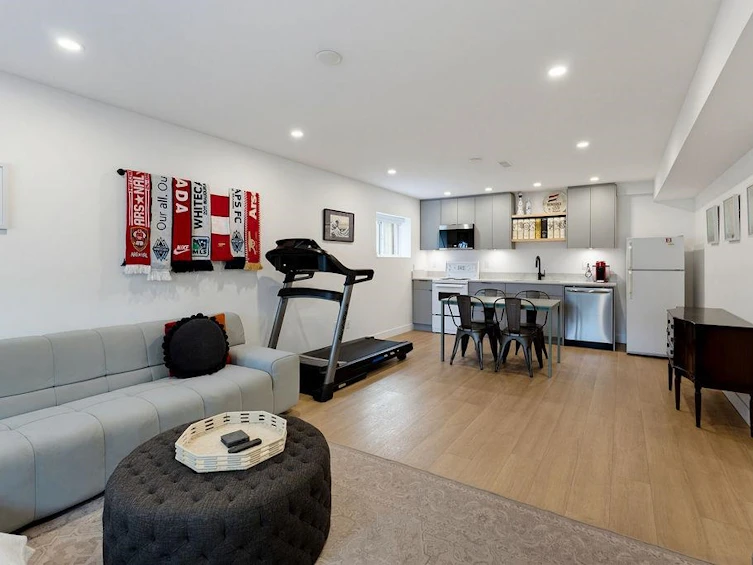 4921 Chester Street, Vancouver, BC, V5W 3A7 - 27