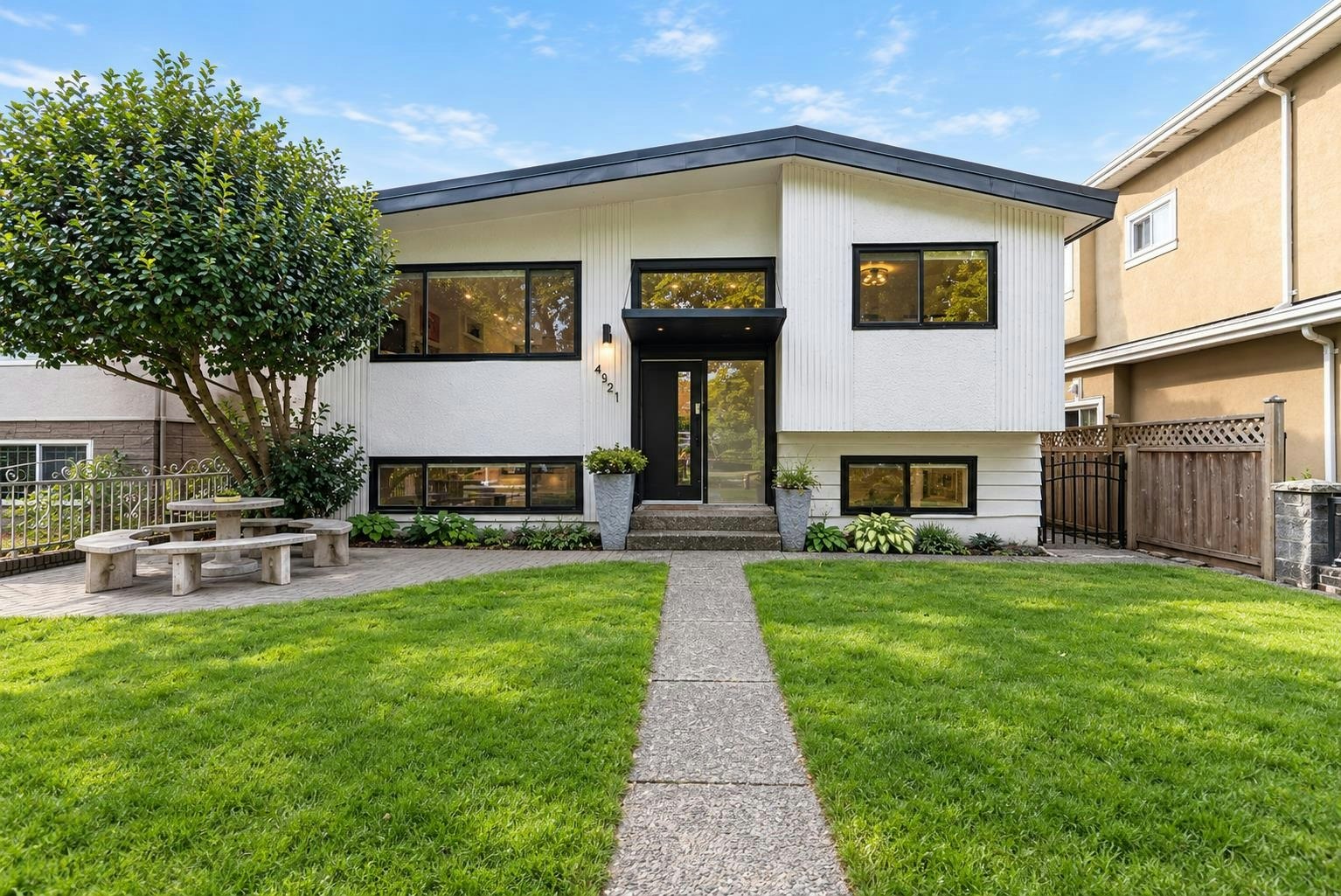 4921 Chester Street, Vancouver, BC, V5W 3A7