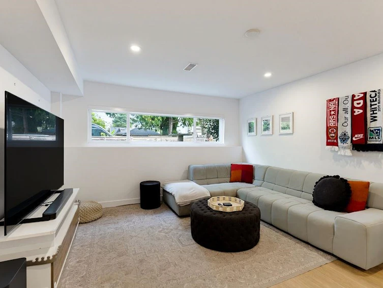 4921 Chester Street, Vancouver, BC, V5W 3A7 - 26