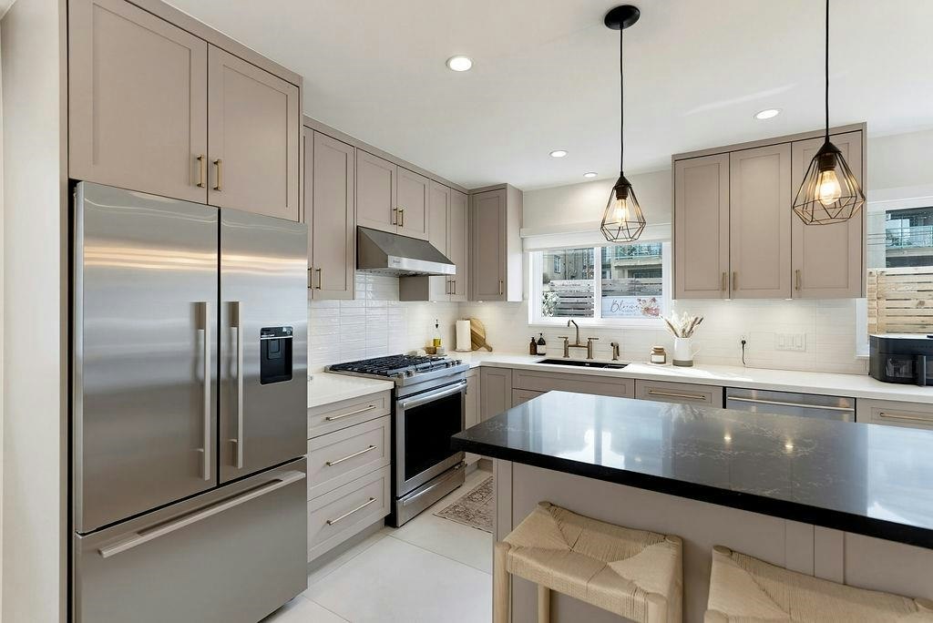 4921 Chester Street, Vancouver, BC, V5W 3A7 - 11