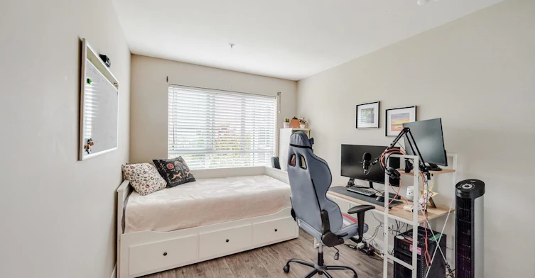 307-855 W 16th Street, North Vancouver, BC, V7P 1R2 - 16