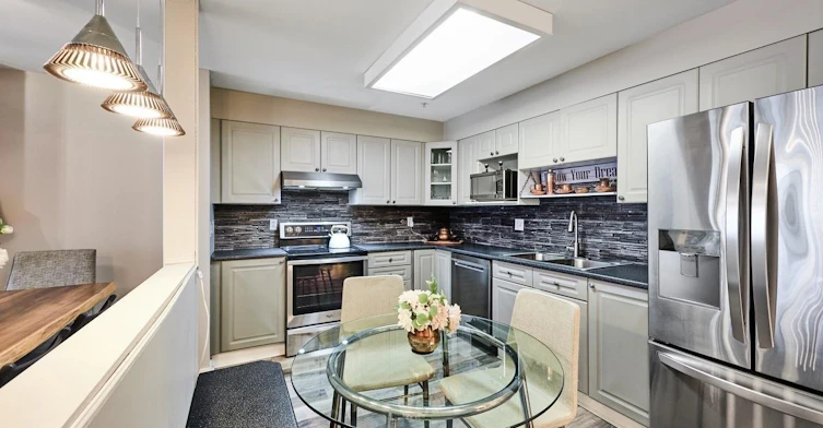 307-855 W 16th Street, North Vancouver, BC, V7P 1R2 - 8