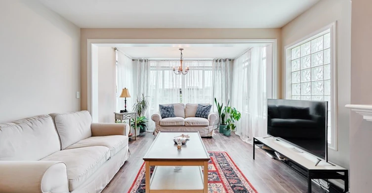 307-855 W 16th Street, North Vancouver, BC, V7P 1R2