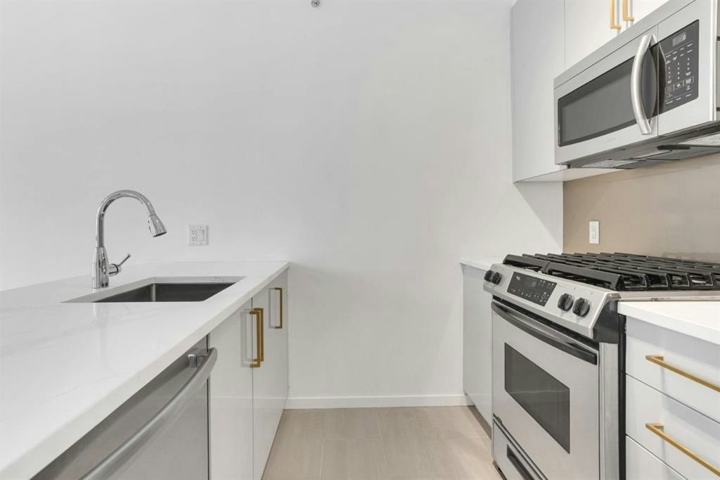 908-1001 Homer Street, Vancouver, BC, V6B 1M9 - 11