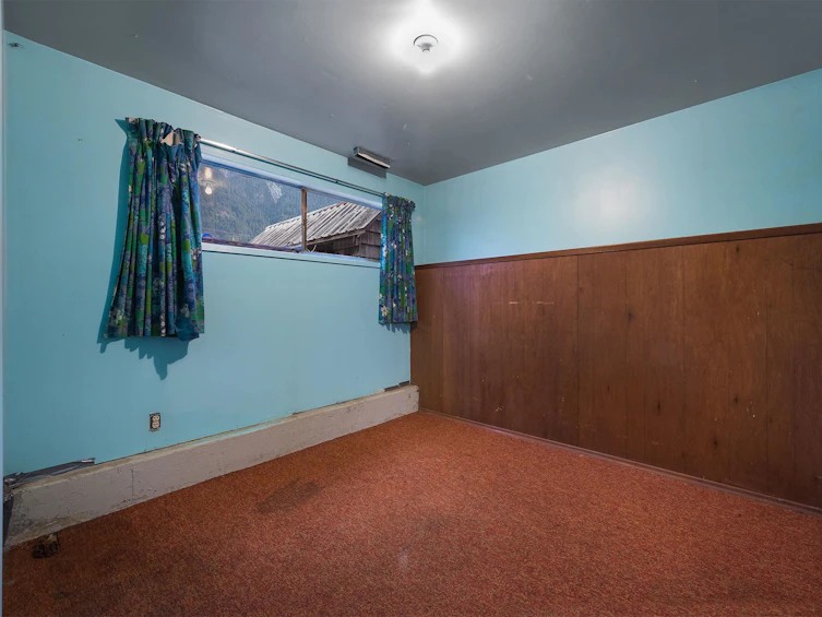 710 Coquihalla Street, Hope, BC, V0X 1L0 - 22