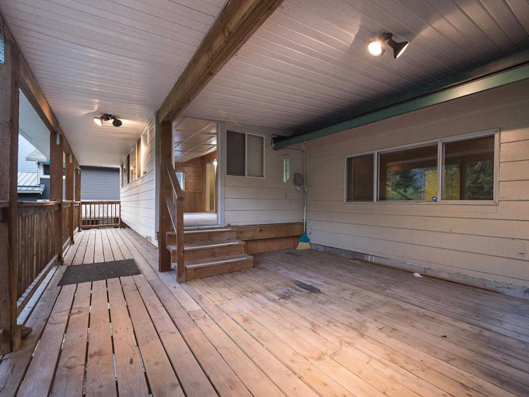710 Coquihalla Street, Hope, BC, V0X 1L0 - 13