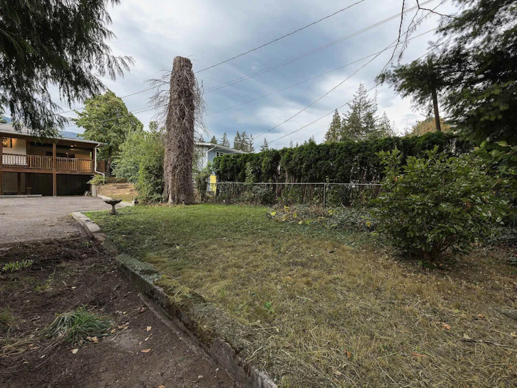 710 Coquihalla Street, Hope, BC, V0X 1L0 - 32