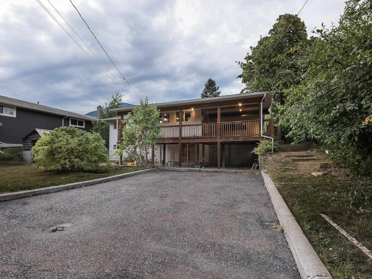 710 Coquihalla Street, Hope, BC, V0X 1L0 - 30