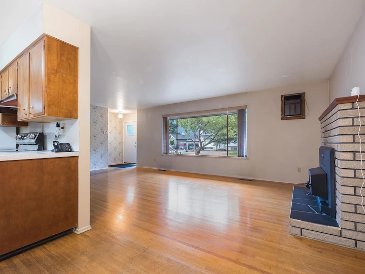 710 Coquihalla Street, Hope, BC, V0X 1L0 - 7