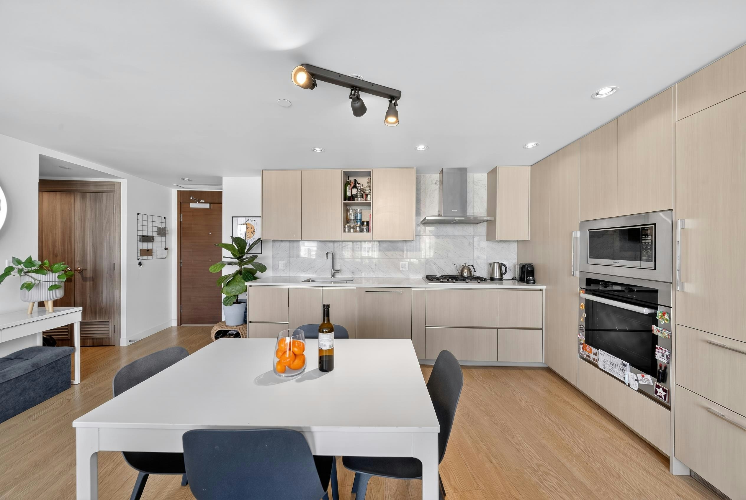 2001-89 Nelson Street, Vancouver, BC, V6Z 0E7 - 6