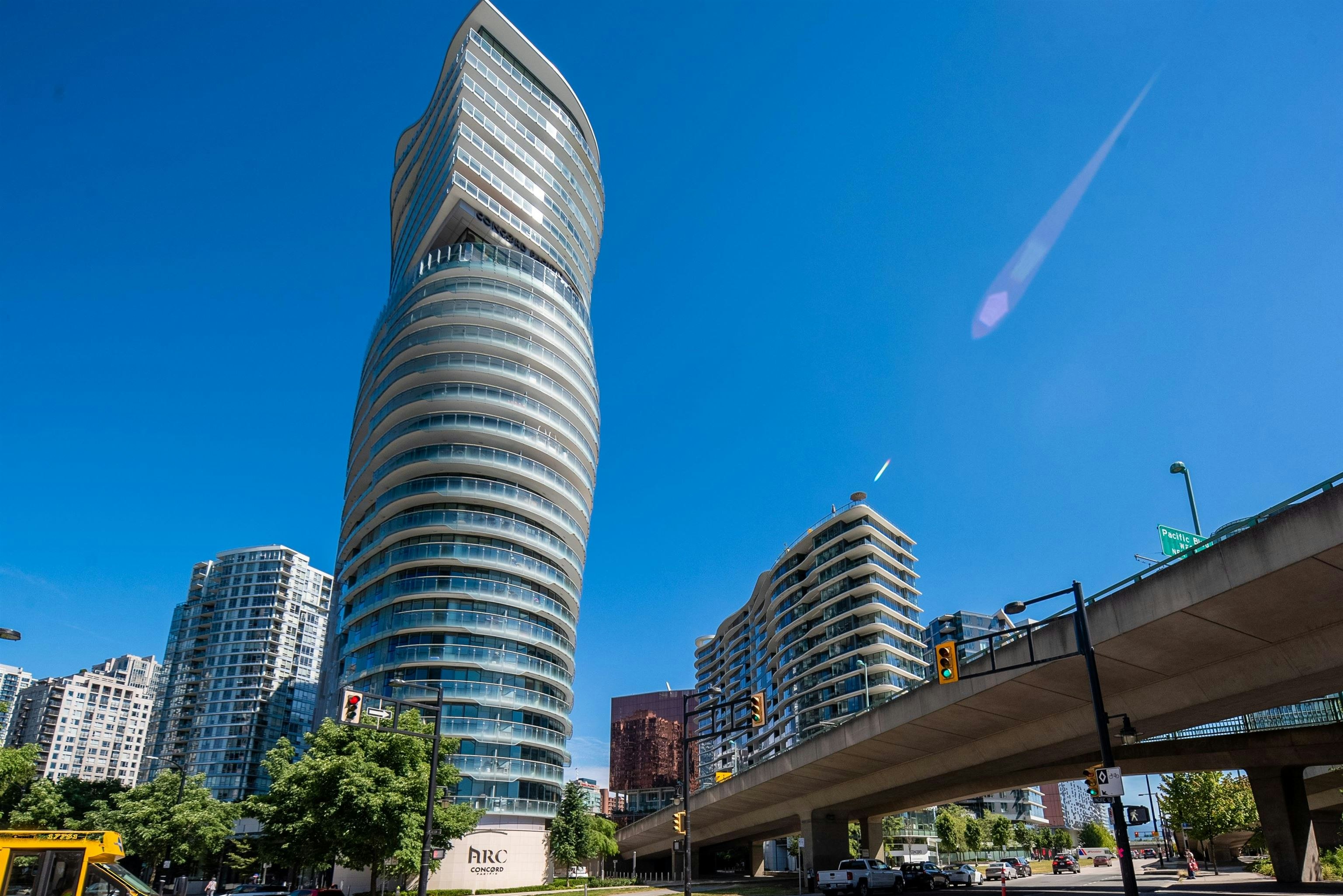 2001-89 Nelson Street, Vancouver, BC, V6Z 0E7