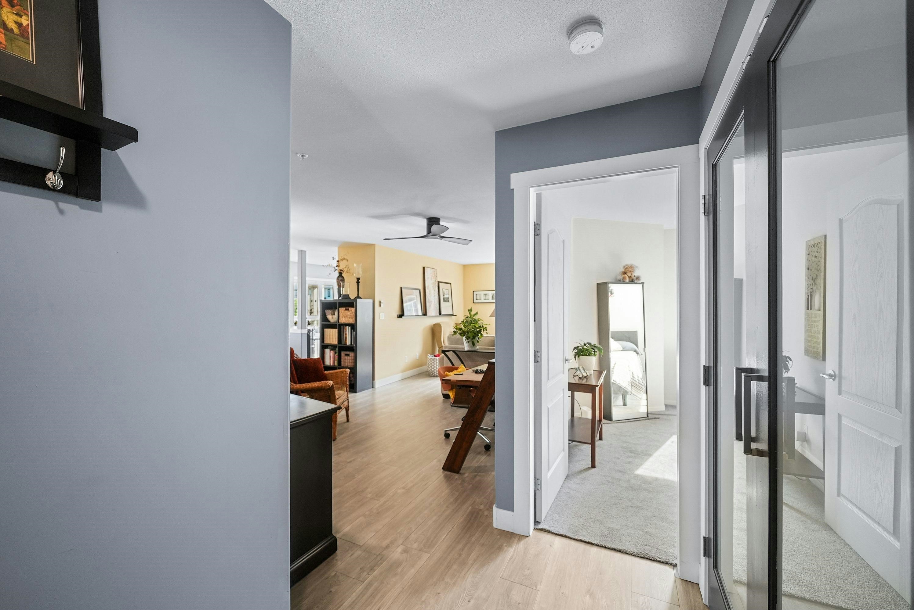 406-22022 49 Avenue, Langley, BC, V3A 3R9 - 2