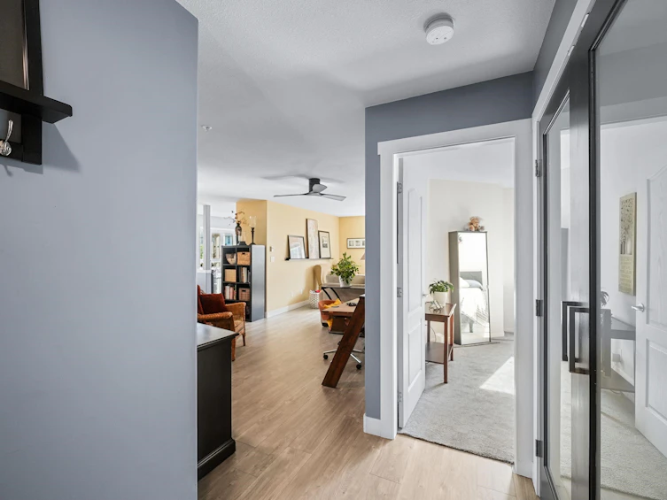 406-22022 49 Avenue, Langley, BC, V3A 3R9 - 2