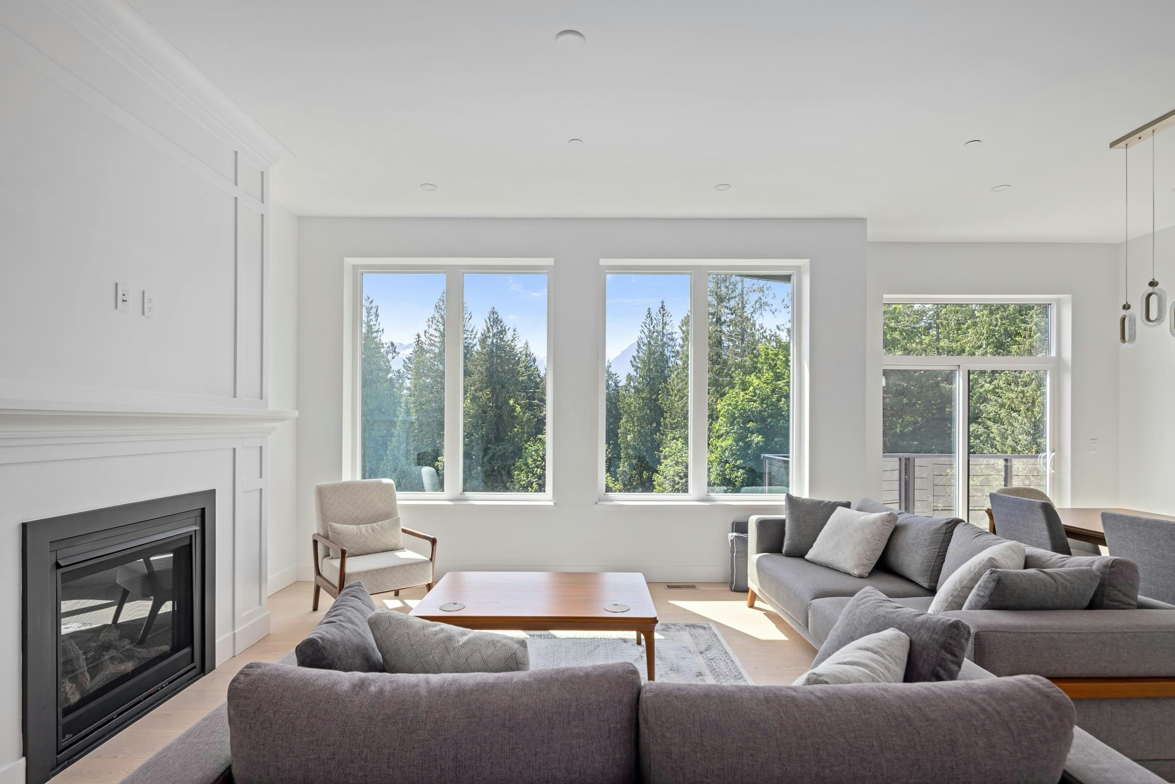 37-3385 Mamquam Road - 4