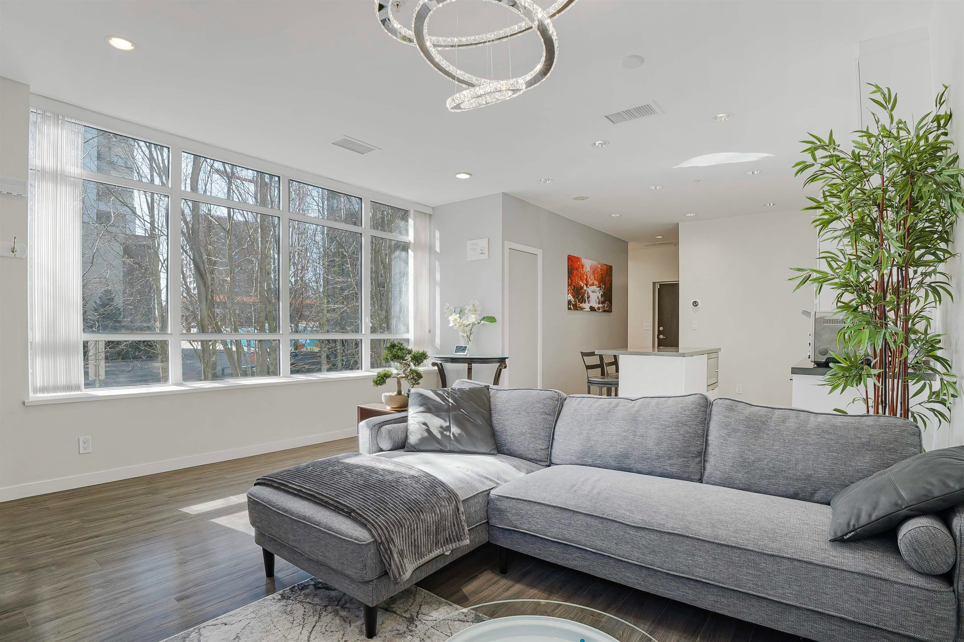 21-7338 Gollner Avenue - 3