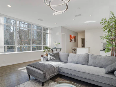 21-7338 Gollner Avenue - 3