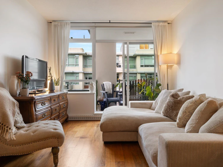 608-2228 W Broadway, Vancouver, BC, V6K 0B1 - 10