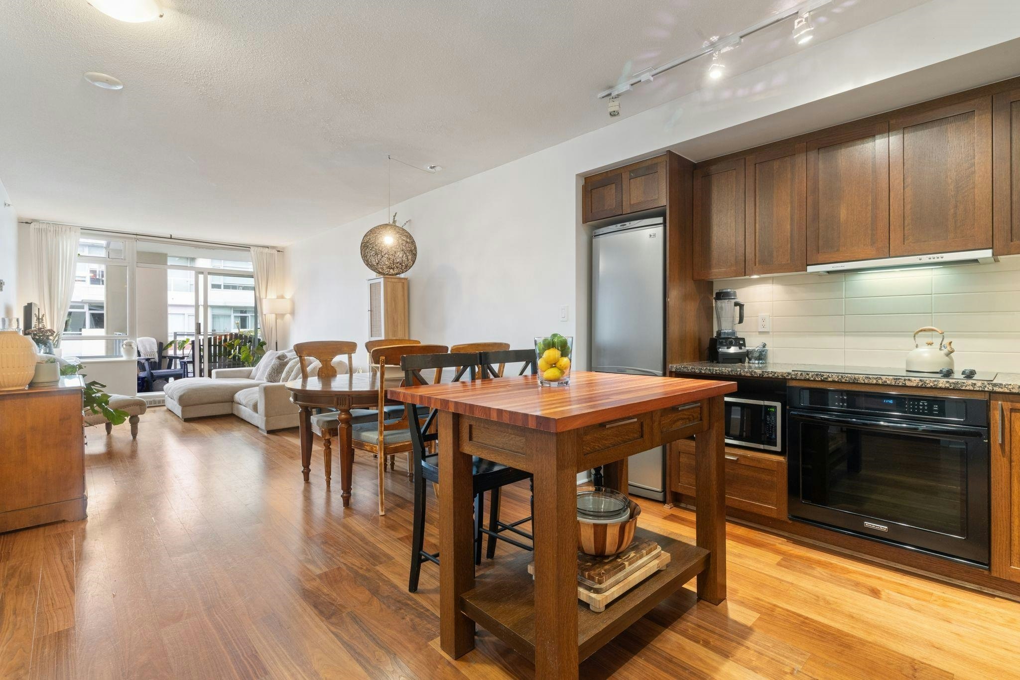 608-2228 W Broadway, Vancouver, BC, V6K 0B1 - 3