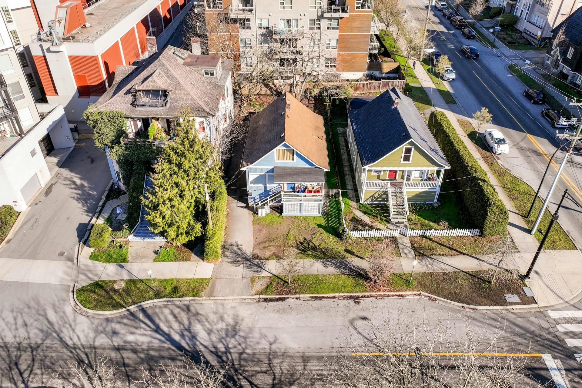 164 E 10th Street, North Vancouver, BC, V7L 2C8 - 2