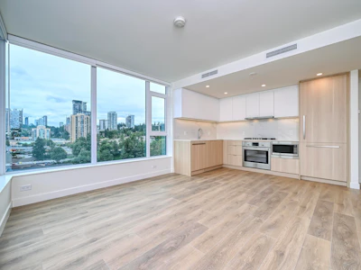 1009-318 Alderson Avenue - 4