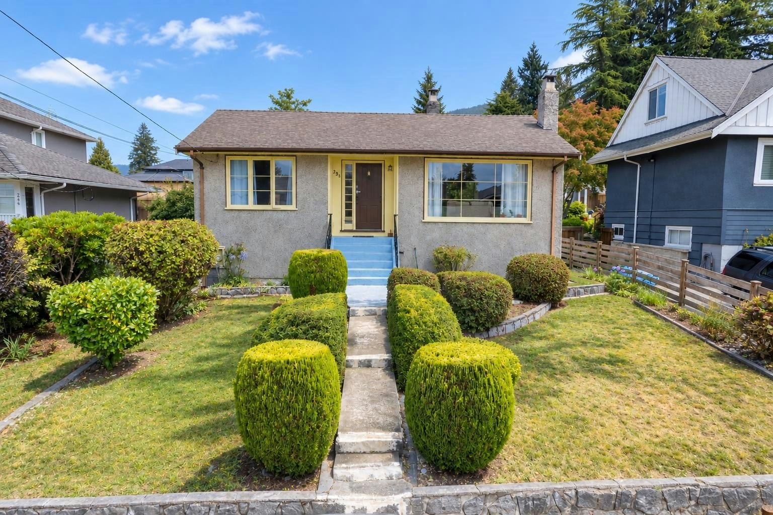 234 W St. James Road, North Vancouver, BC, V7N 2P3