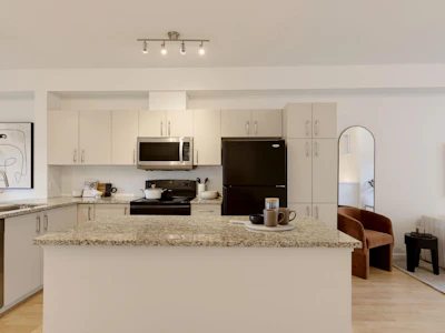 79-935 Ewen Avenue - 5