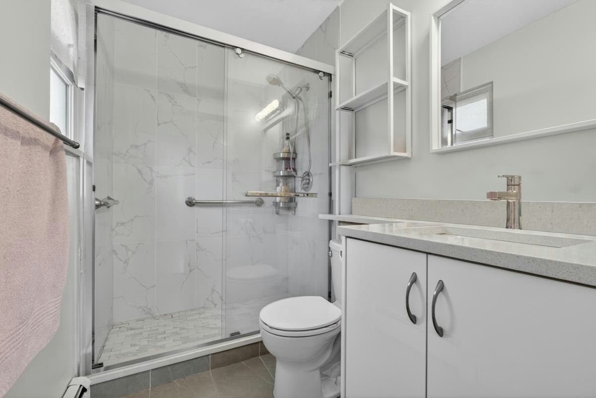 8026 18th Avenue, Burnaby, BC, V3N 1J8 - 9