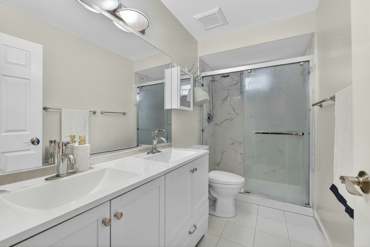 8026 18th Avenue, Burnaby, BC, V3N 1J8 - 19