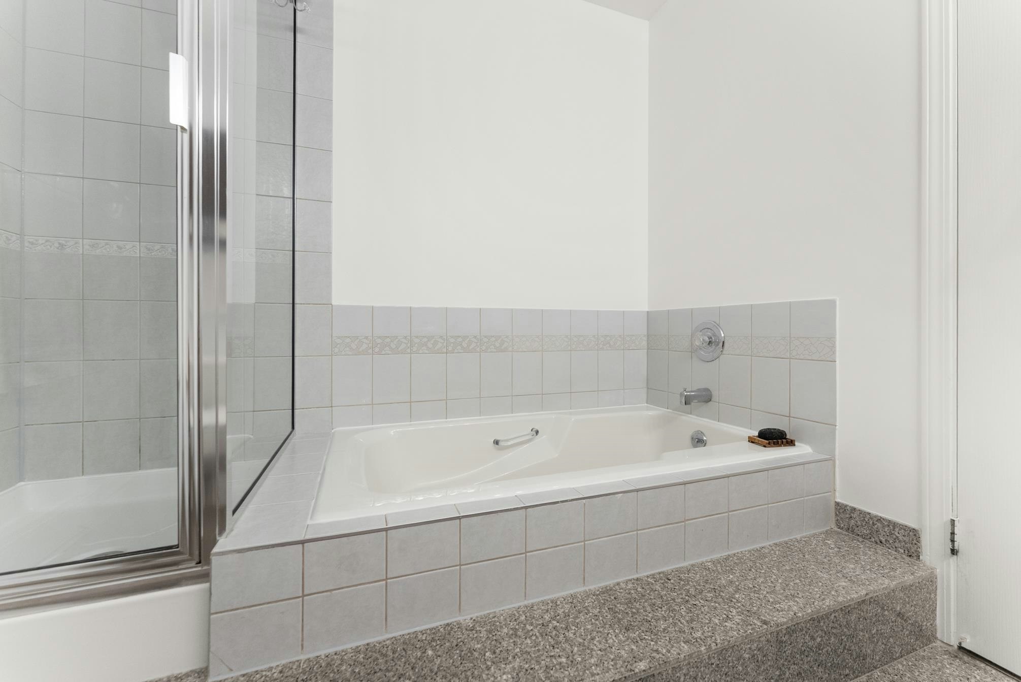 221-12873 Railway Avenue, Richmond, BC, V7E 6K3 - 26