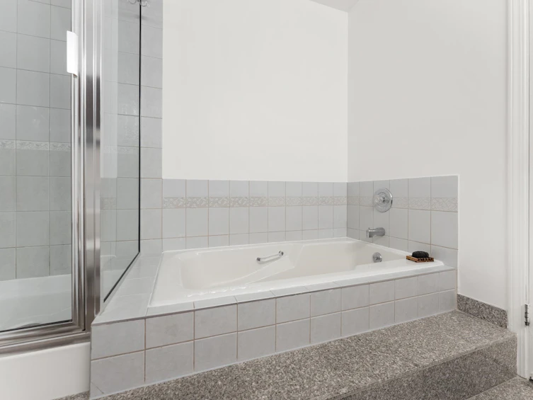 221-12873 Railway Avenue, Richmond, BC, V7E 6K3 - 26