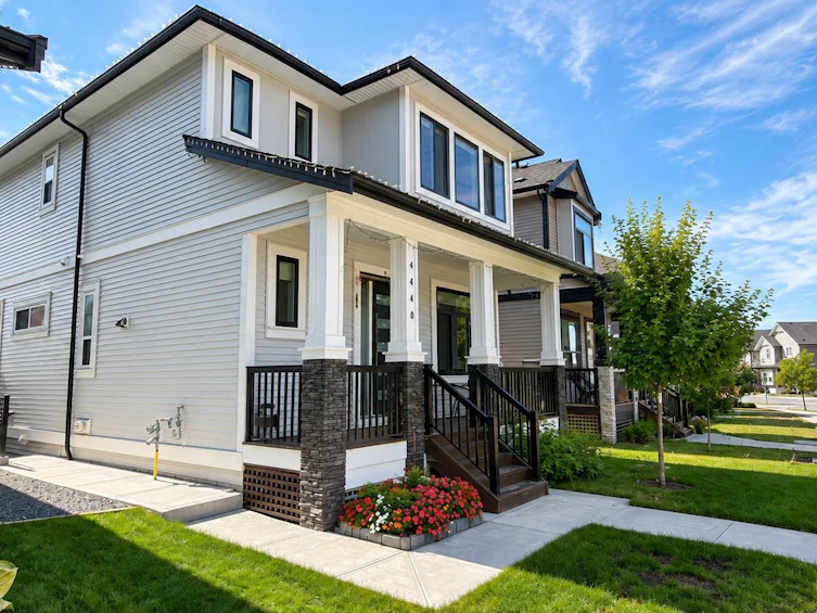 4440 Stephen Leacock Drive, Abbotsford, BC, V3G 0H6 - 2