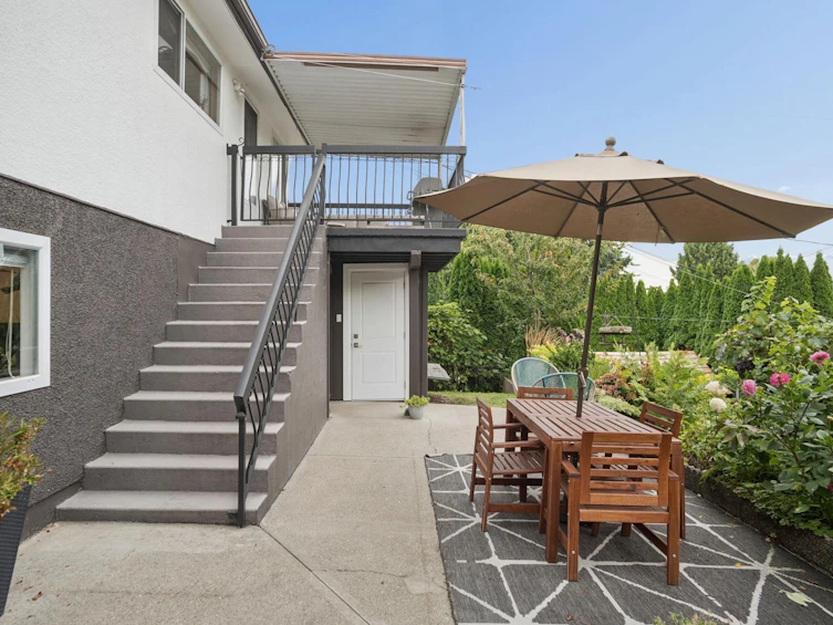 2780 E 8th Avenue, Vancouver, BC, V5M 1W6 - 24