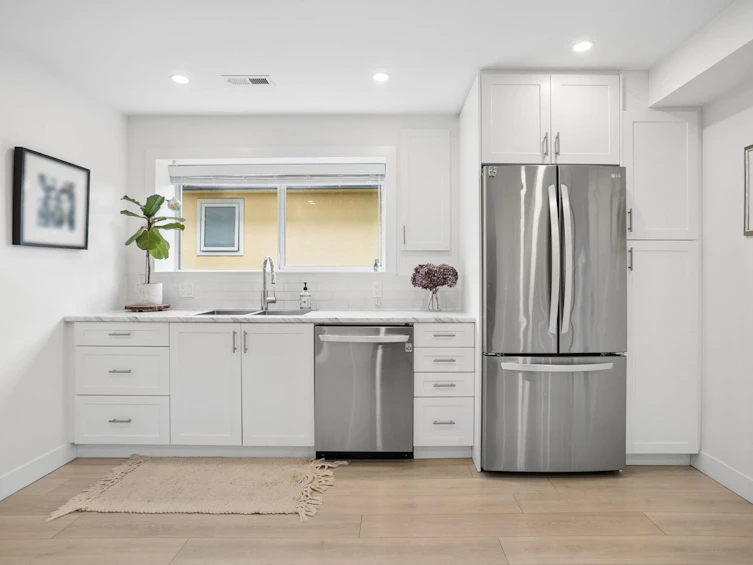 2780 E 8th Avenue, Vancouver, BC, V5M 1W6 - 7