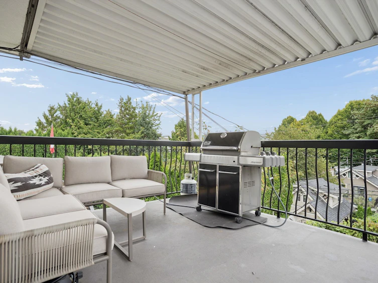 2780 E 8th Avenue, Vancouver, BC, V5M 1W6 - 23