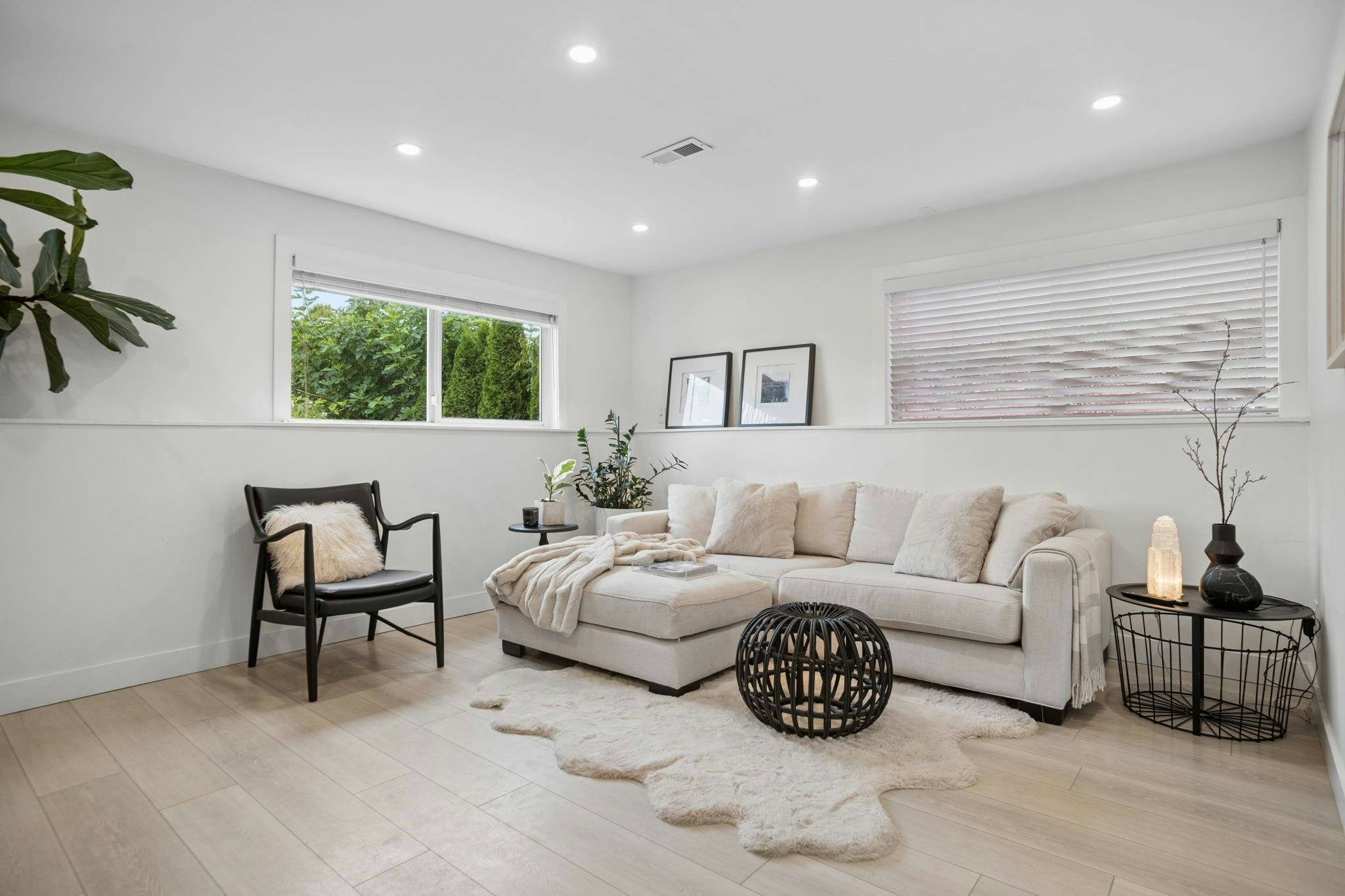 2780 E 8th Avenue - 2