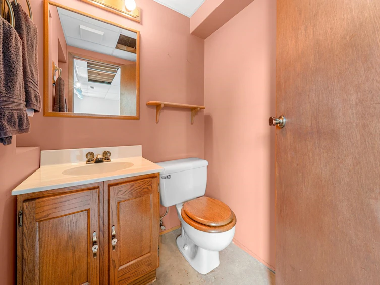 3833 Lynn Valley Road, North Vancouver, BC, V7K 2S7 - 31