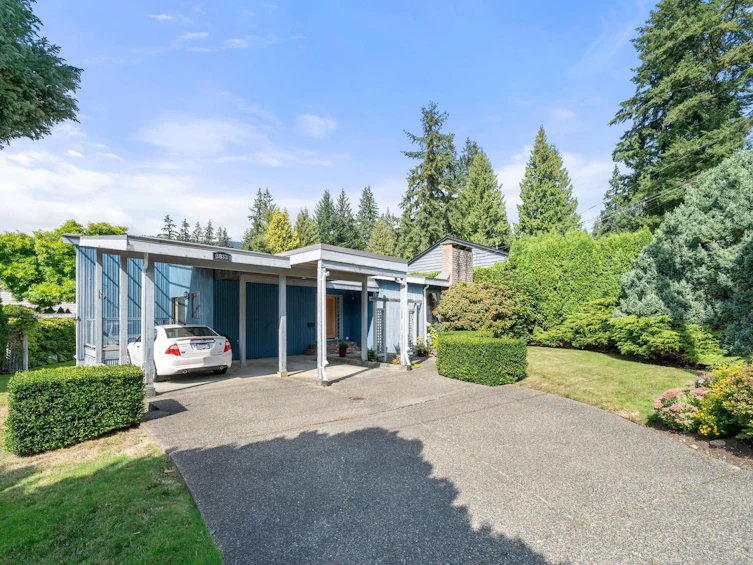 3833 Lynn Valley Road, North Vancouver, BC, V7K 2S7