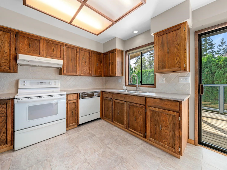 3833 Lynn Valley Road, North Vancouver, BC, V7K 2S7 - 13