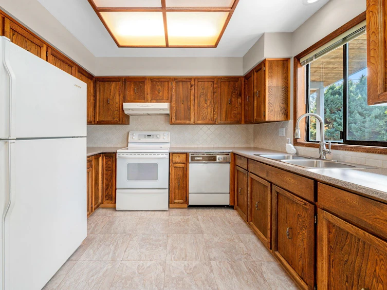 3833 Lynn Valley Road, North Vancouver, BC, V7K 2S7 - 12