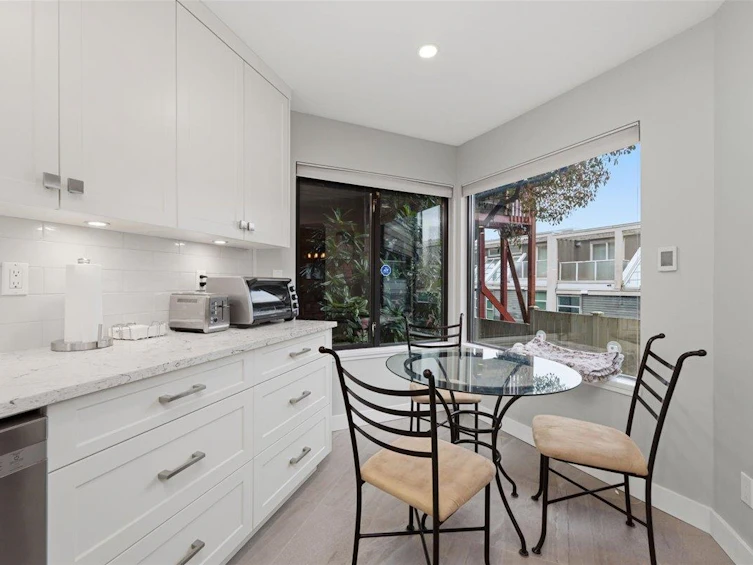 101-1005 W 7th Avenue, Vancouver, BC, V6H 1B2 - 2