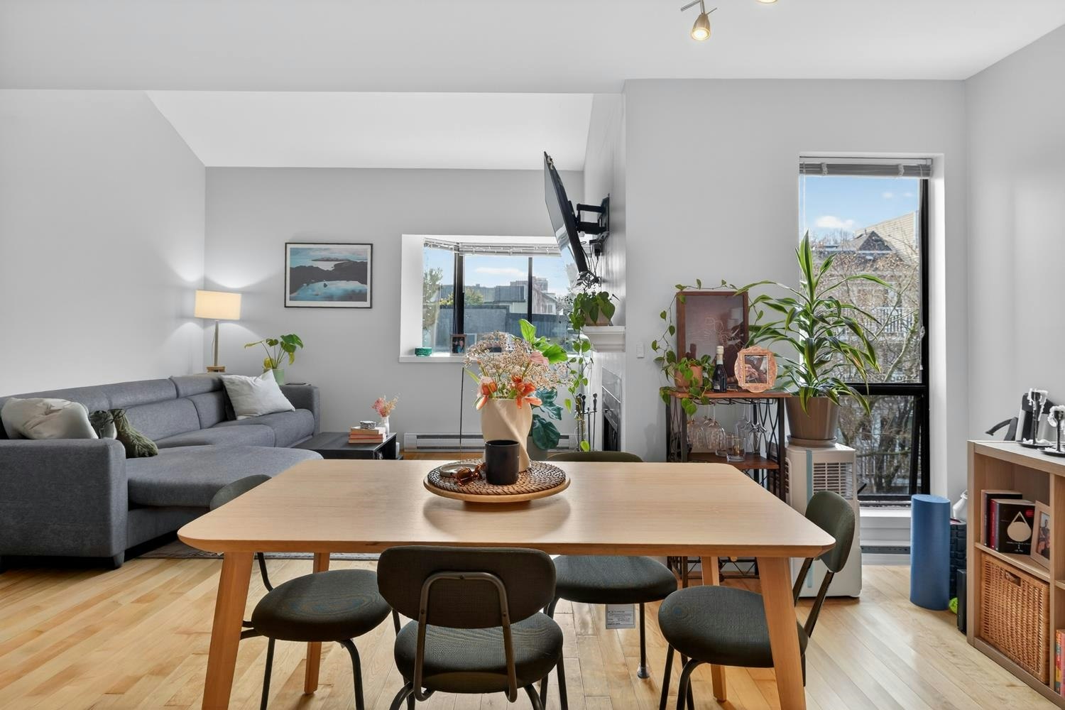 311-1922 W 7th Avenue, Vancouver, BC, V6J 1T1 - 7